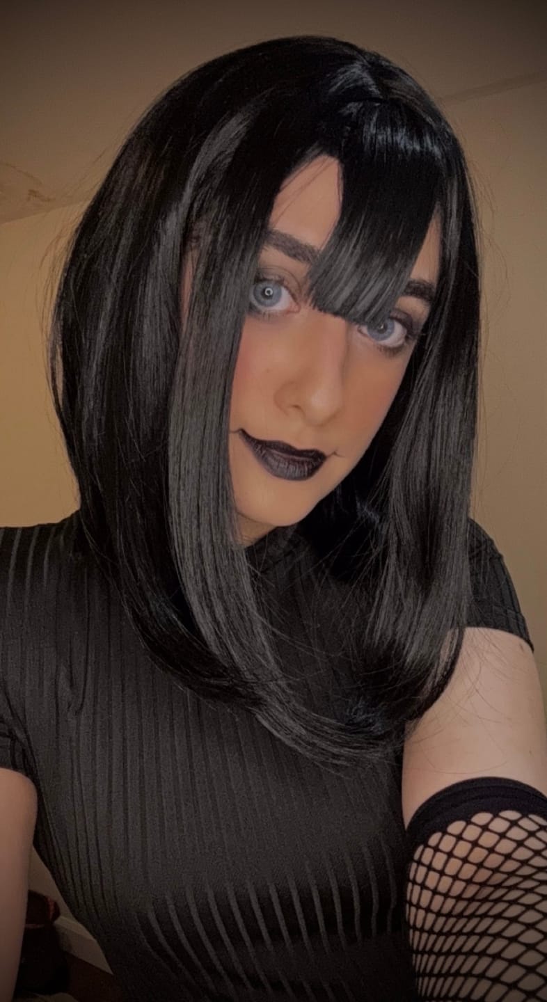 Customer photo review of Love Story Oxytocin Blue Prescription Coloured Contact Lenses