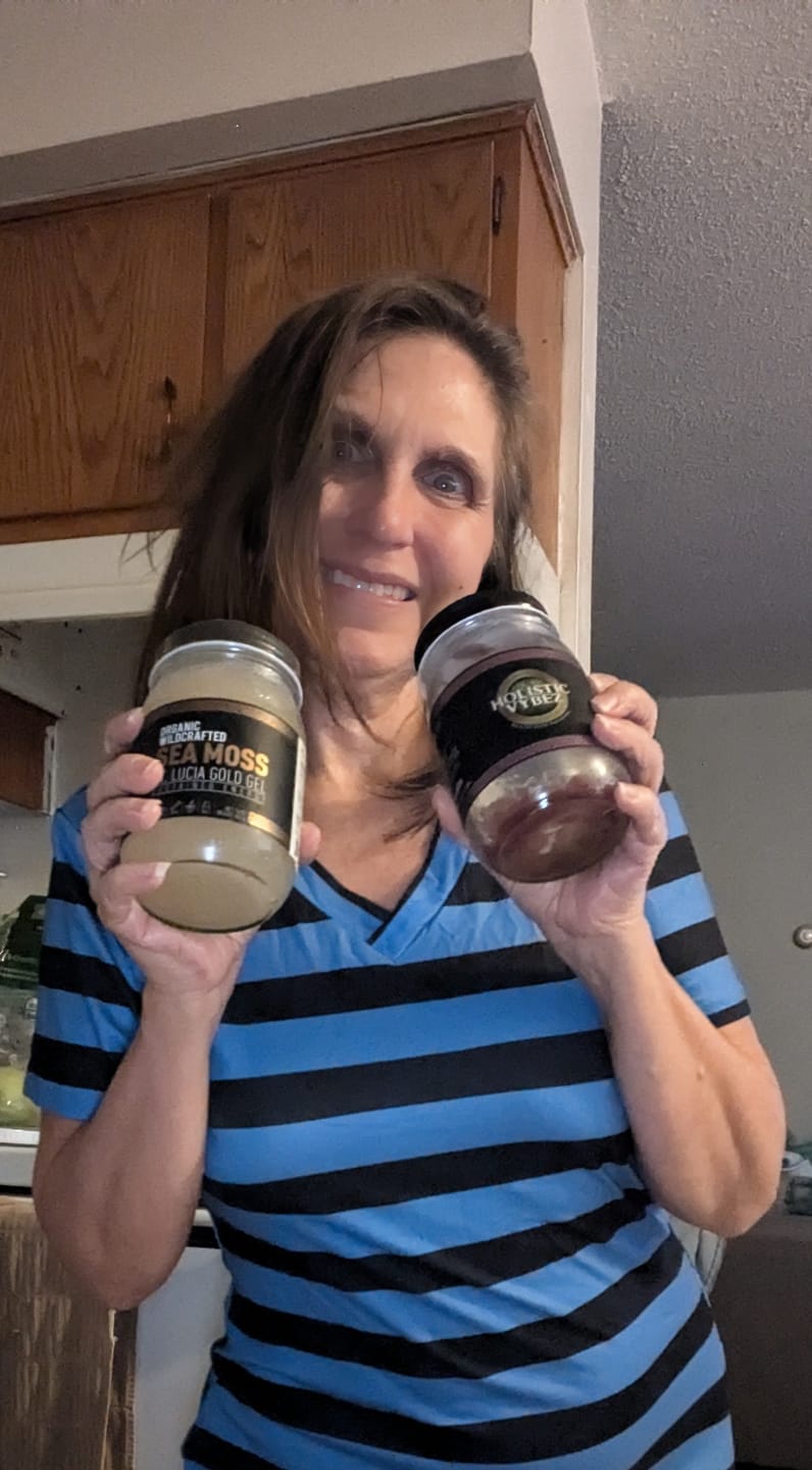 Customer photo review of St Lucia Gold Sea Moss Gel