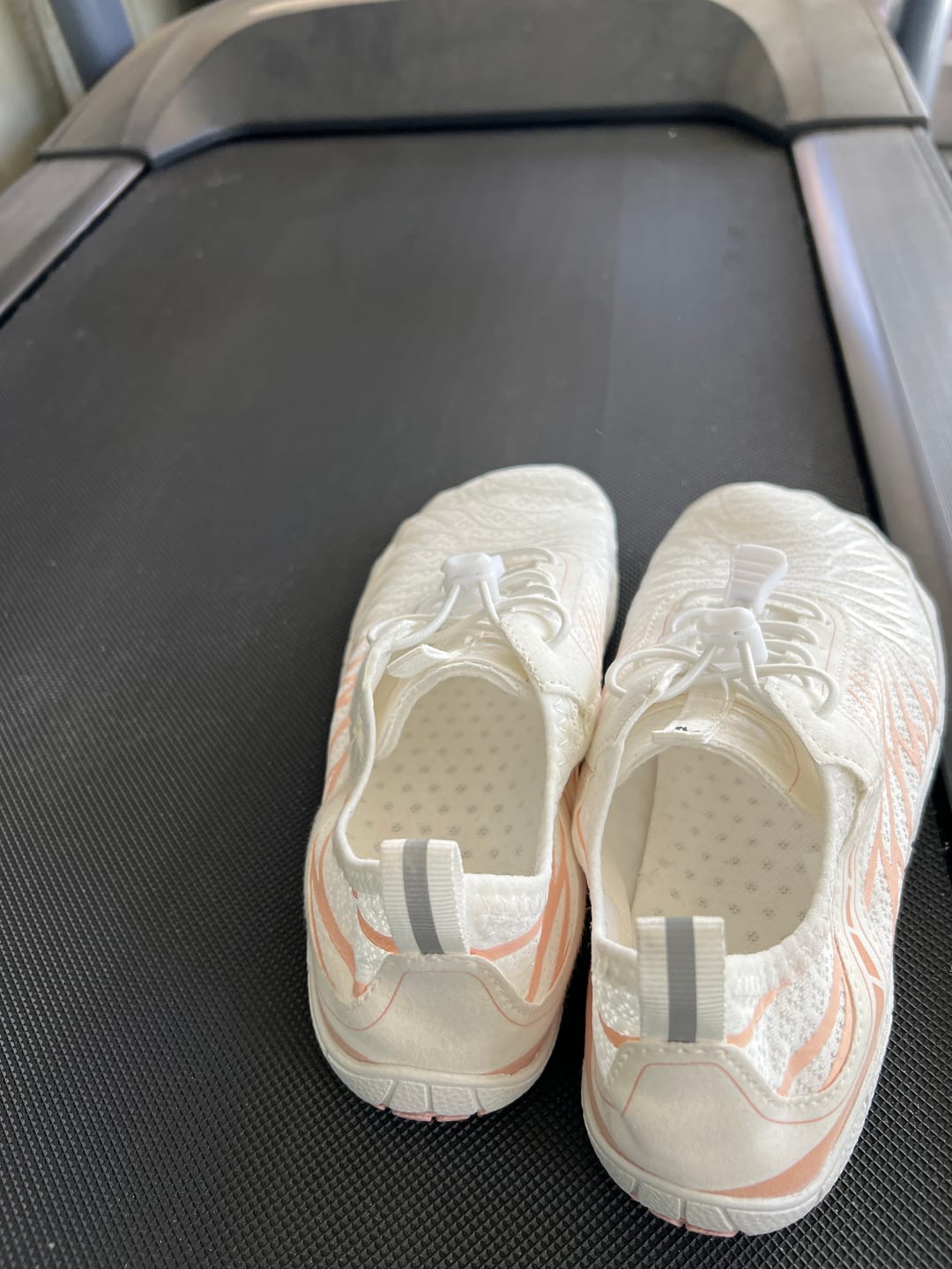 Customer photo review of Lorax Pro – All-Day Comfort & Pain-Free Barefoot Shoes