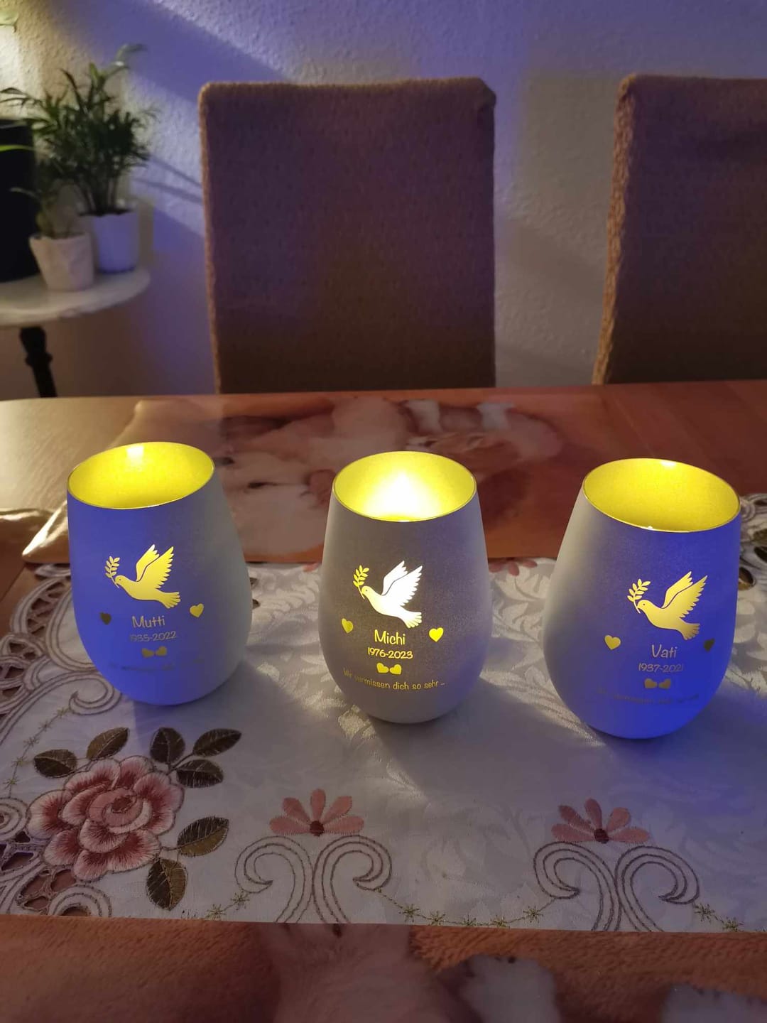 Customer photo review of Wir vermissen dich ... - Individuelles Trauerlicht