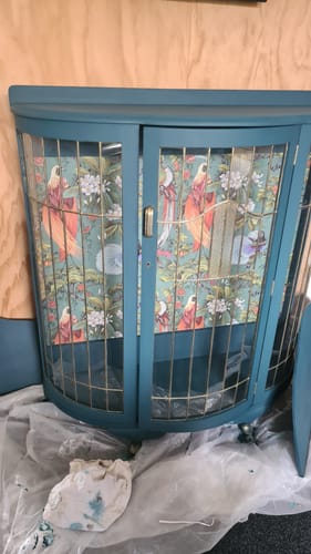 Customer photo review of Yasuni - Orential Tropical Bird Wallpaper - Green