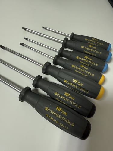 Customer photo review of PB Swiss 8565.145 Y SwissGrip Screwdriver Set, Slotted & Phillips & TORX®, 145 Year Anniversary Limited Edition, 7 Pc.