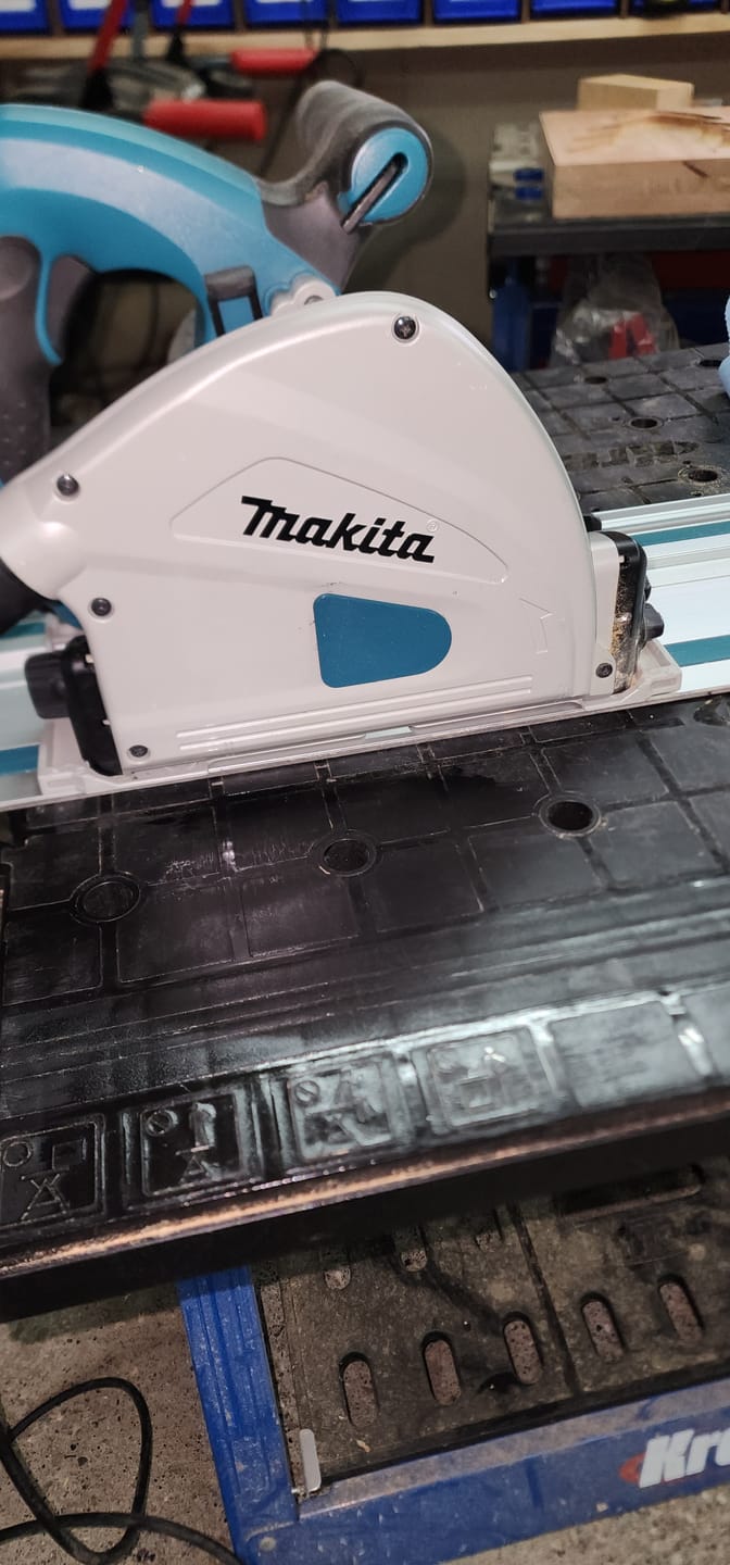 Customer photo review of Track Saw Dust Cover Compatible with Makita (Corded SP6000J )