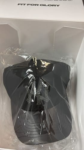 Customer photo review of New Era Premium Gifting Packaging Box [NOT FOR SALE]