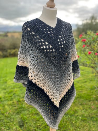 Customer photo review of YarnArt Flowers Merino
