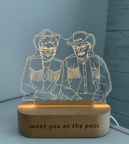 Customer photo review of Custom Photo 3D Lamp