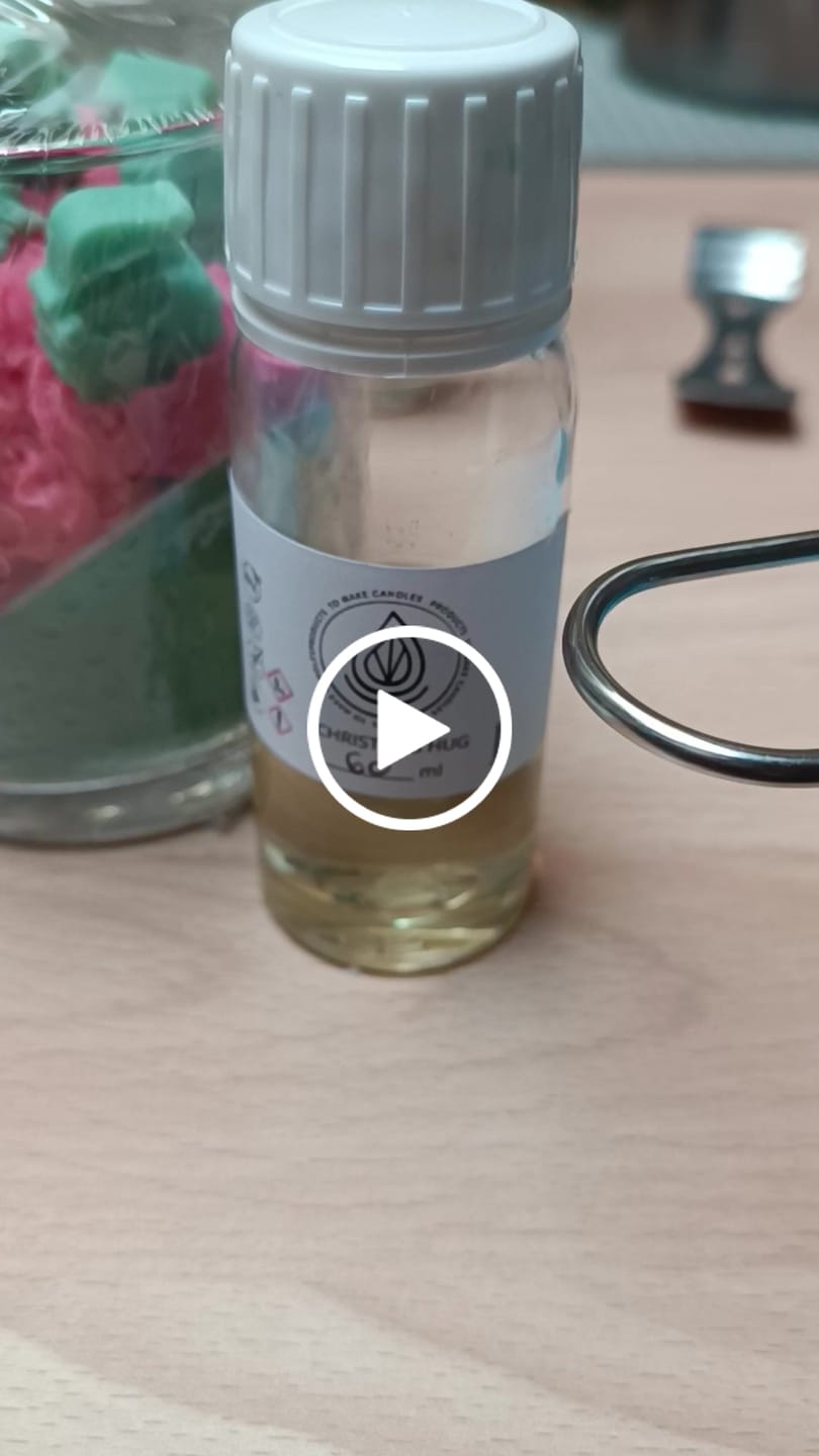 Customer video review of Fragancia CHRISTMAS HUG