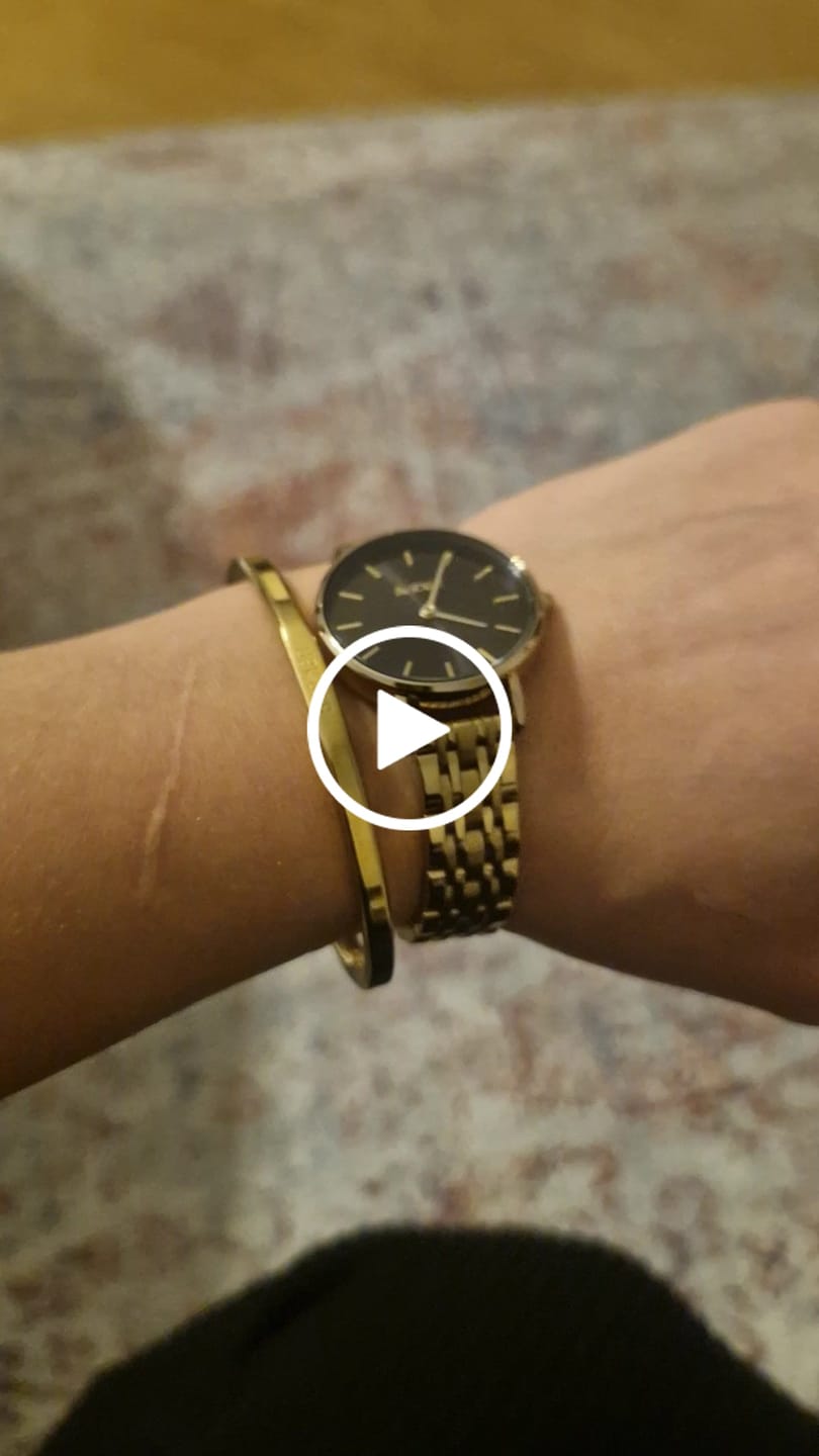 Customer video review of Ruby Petite Gold Black