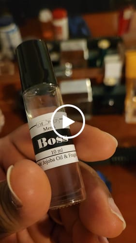 Customer video review of Men's Cologne Oil Roller