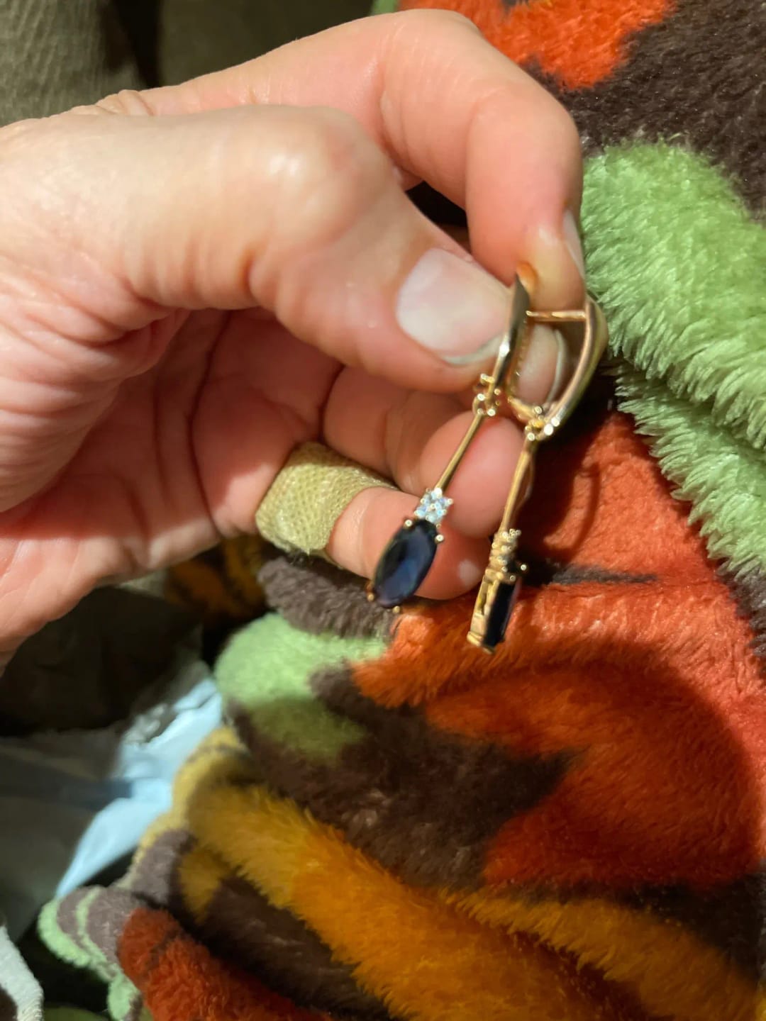 Customer photo review of Rose Gold Plated Copper Long Dangle Earrings Oval Blue Zircon — Blue | KIMLUD