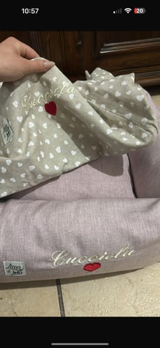 Customer photo review of Ricamo (NON RIMUOVERE)