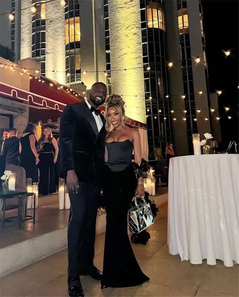 Customer photo review of Off-Shoulder Strapless Maxi Dress Backless Silhouette Straight Polyester-Spandex — Black | KIMLUD
