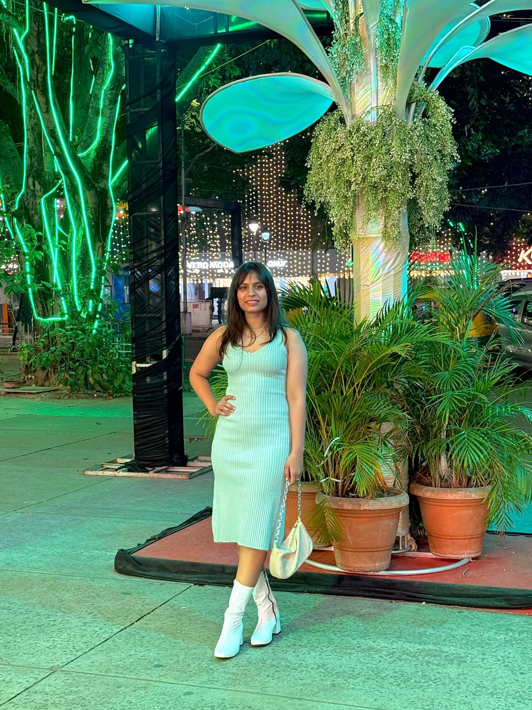 Customer photo review of Manie Bodycon Dress with Woolen Coat