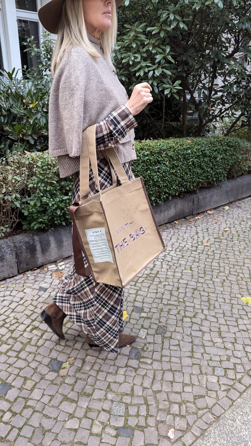 Customer photo review of CANVAS BAG - LONG - BEIGE / BRAUN