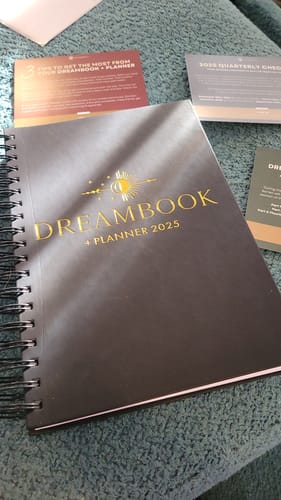 Customer photo review of 2025 Dreambook & Planner