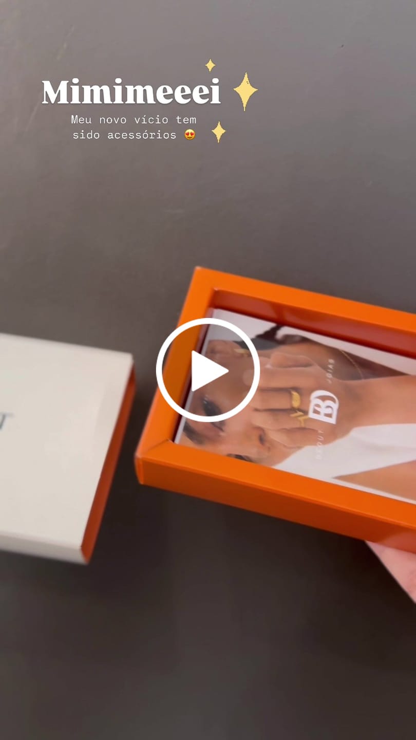 Customer video review of Anel Triplo Glamour Banhado em Ouro 18k