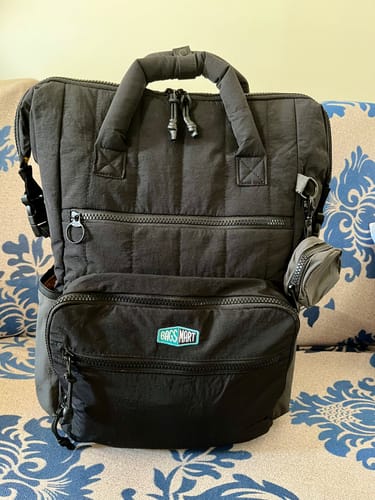 Customer photo review of Walker 25L Featherlight Travel Diaper Backpack