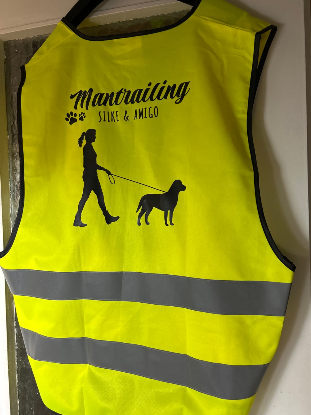 Customer photo review of Mantrailing - Individuelle Warnweste