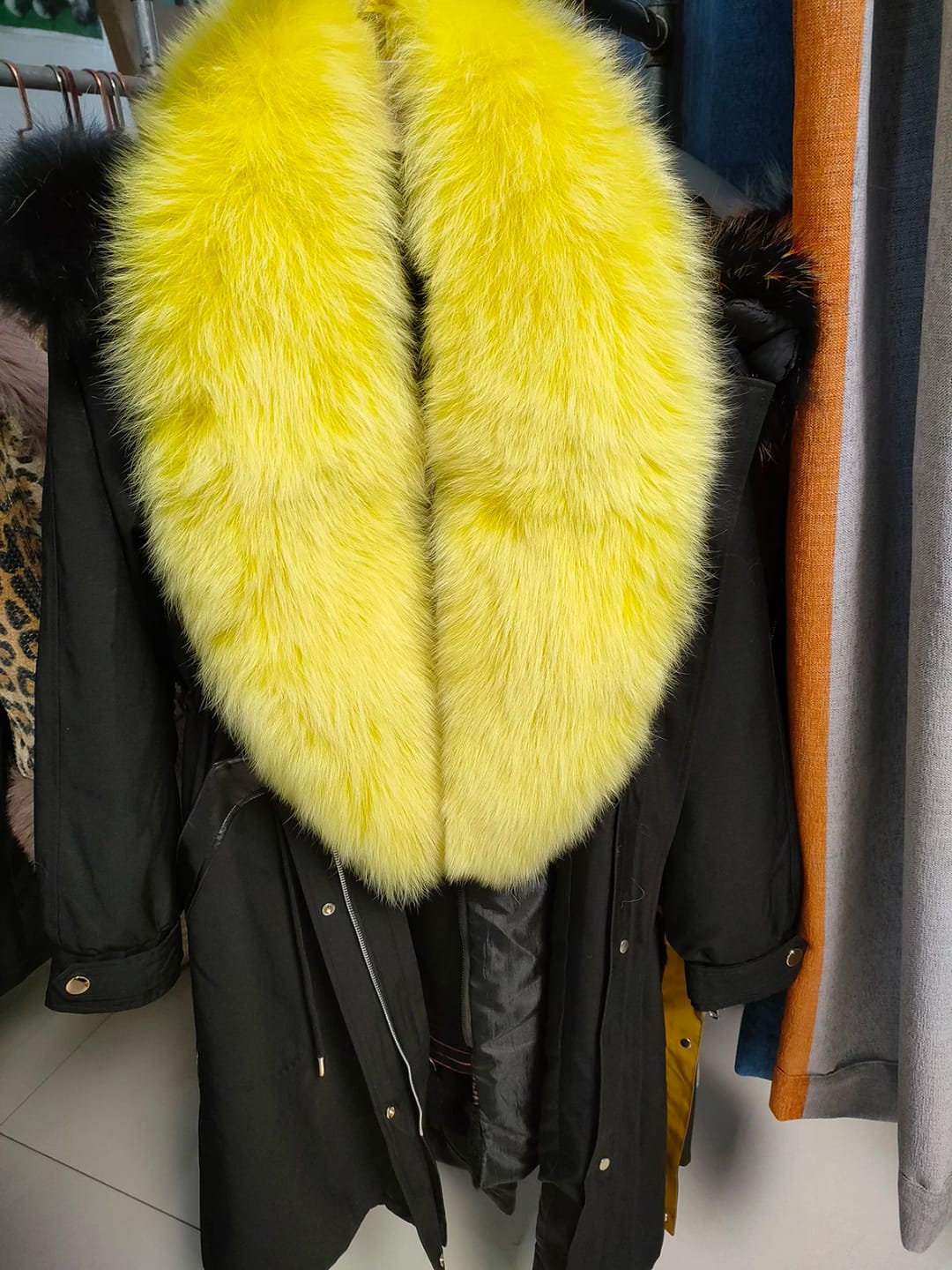 Customer photo review of Real Fox Fur Collar Scarf City-Luxe Winter Wrap — Black | KIMLUD