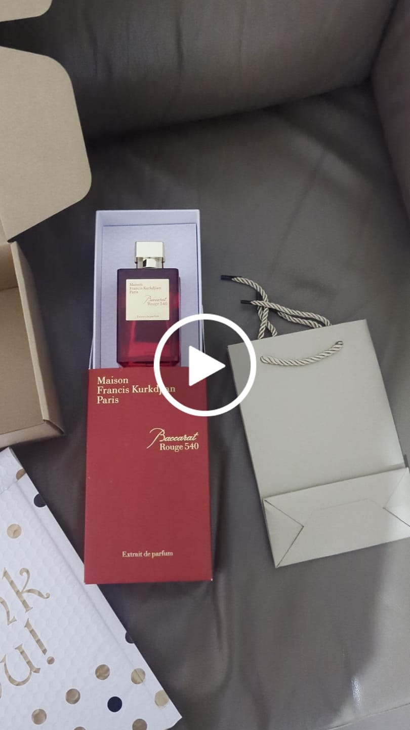 Customer video review of Baccarat Rouge 540 Extrait de Parfum for Men and Women