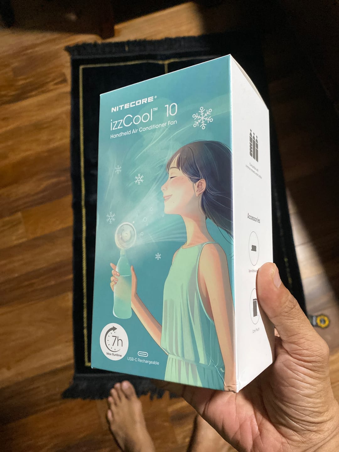 Customer photo review of izzCool 10 - Handheld Air Conditioner Fan (2,600mAh - PINK)