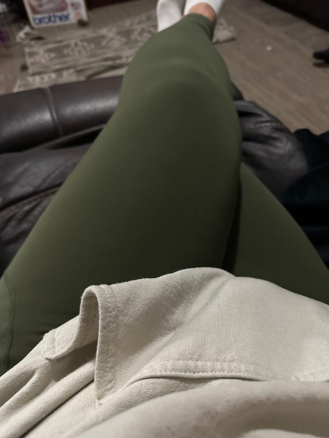 Customer photo review of Up-Tight Leggings