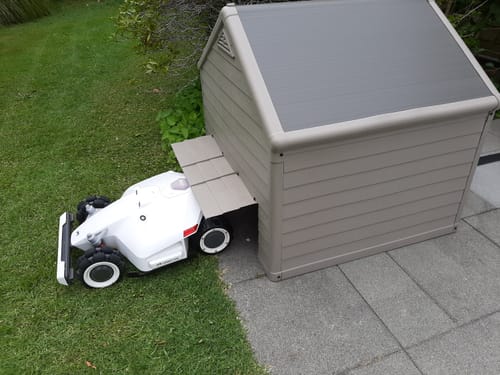 Customer photo review of Dog House