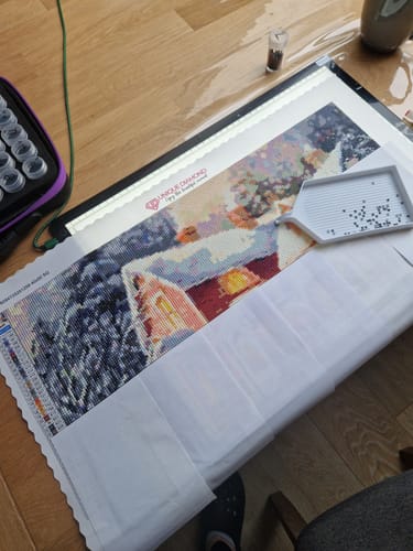 Customer photo review of 5D Diamond Painting leuchtender Winterhaus