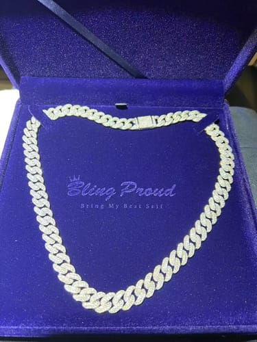 Customer photo review of S925 Moissanite Diamond Cuban Link Chain in White Gold - 10mm