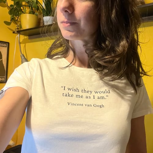 Customer photo review of ALMOND BLOSSOM Póló | The van Gogh Collection