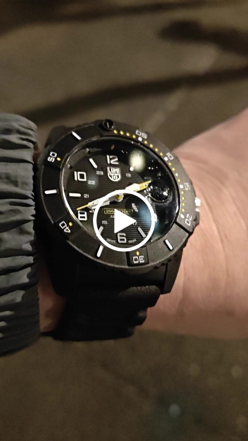 Customer video review of Luminox Men's Quartz Watch - Navy Seal 3600 Series Black Dial Strap Dive | 3601