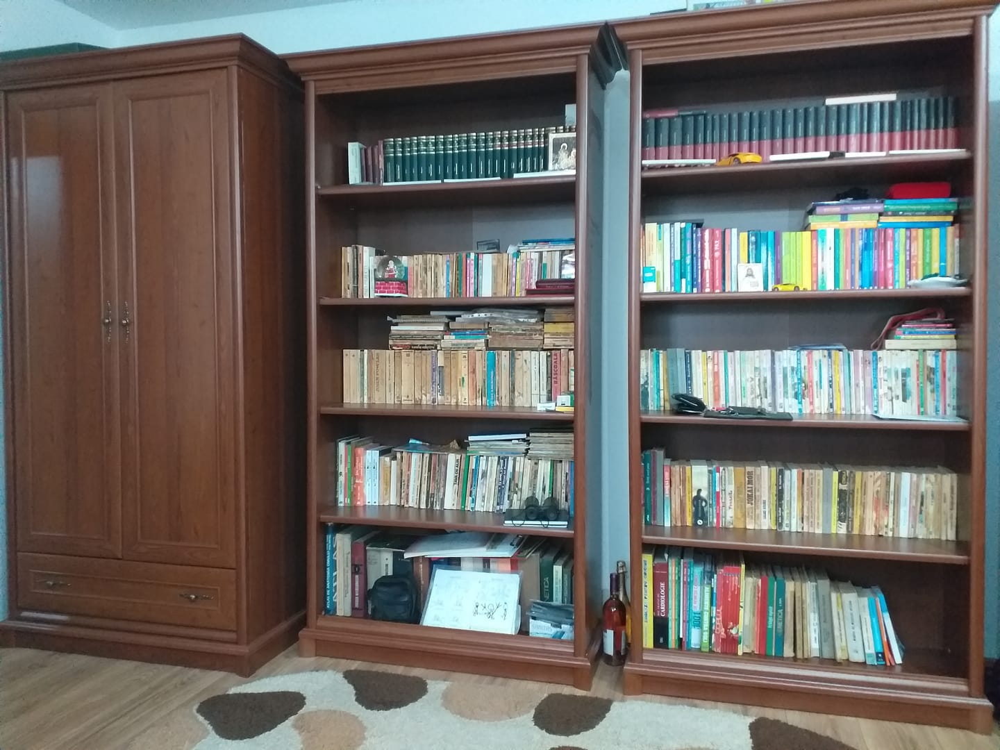 Customer photo review of Biblioteca KENT REGAL, castan, PAL, 110x43x205 cm