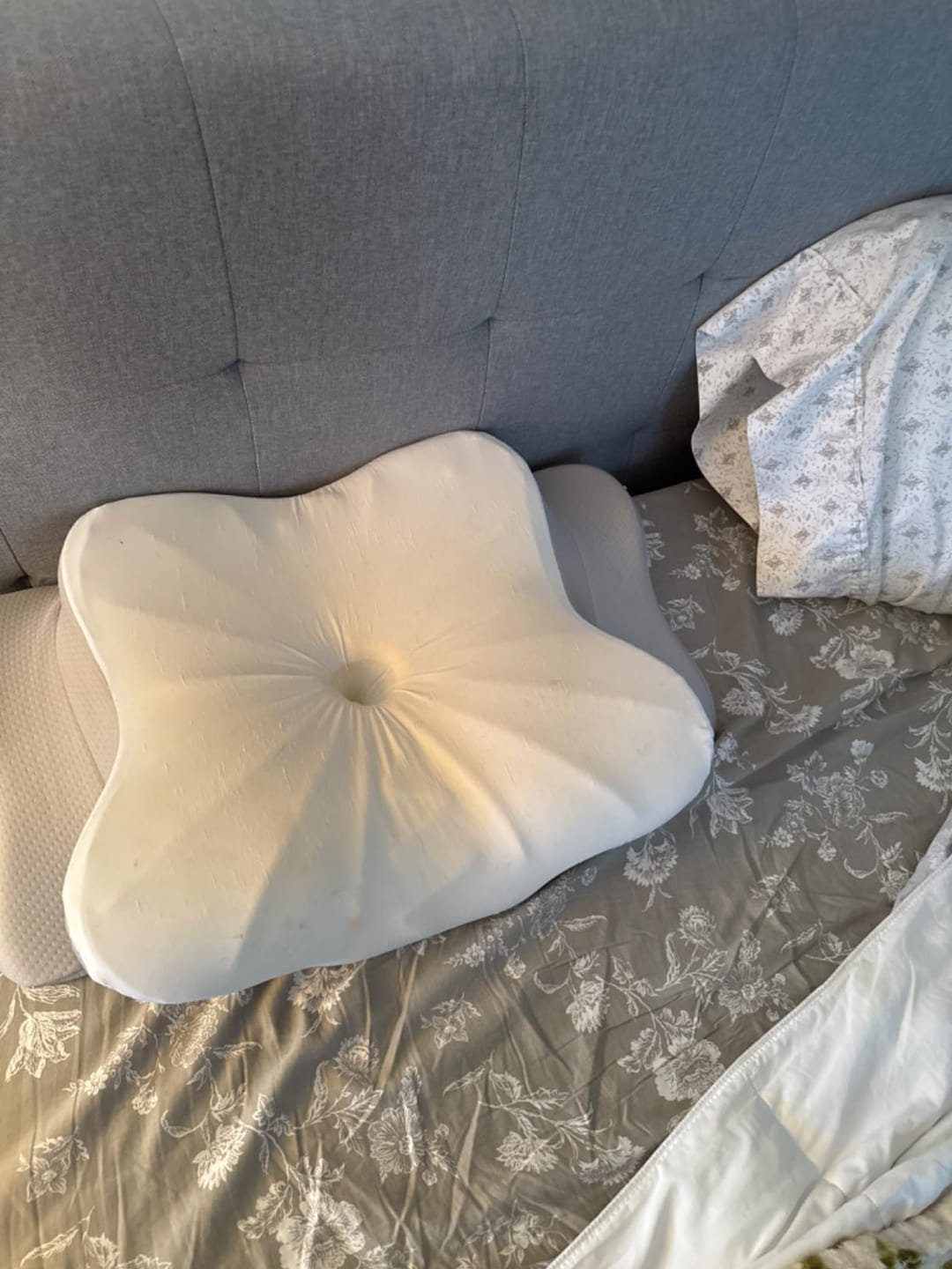 Customer photo review of DreamAlign Ergonomisk nakkepude med memory-skum