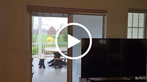 Customer video review of SmartWings Motorized Light Filtering Roller Shades 70% Blackout Safari