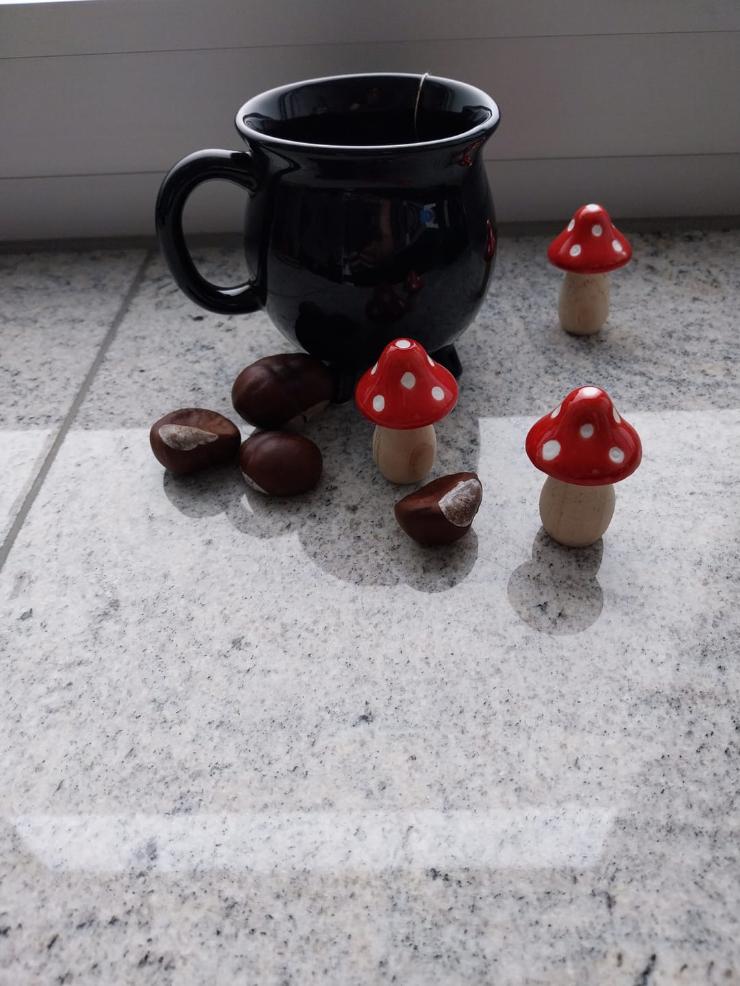 Customer photo review of Schwarze Kessel Tasse
