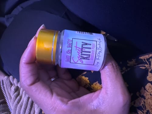 Customer photo review of Sweet Kitty Restore Pops