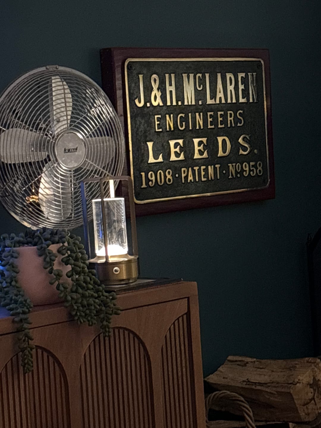 Customer photo review of Modern Cordless Metal Nordic Desk & Table Lamp - Cordless, Rechargeable, LED with Touch Control & Dimming Feature, Suitable for Bedroom, Home, Outdoor - Ideal Night Light for Restaurant and Home Usage