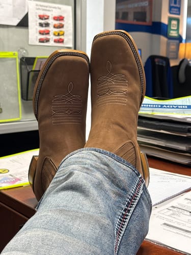 Customer photo review of BOTIN / ANKLE BOOT / CHELSEA BOOT SAND | MEN SQUARE TOE WESTERN BOTIN