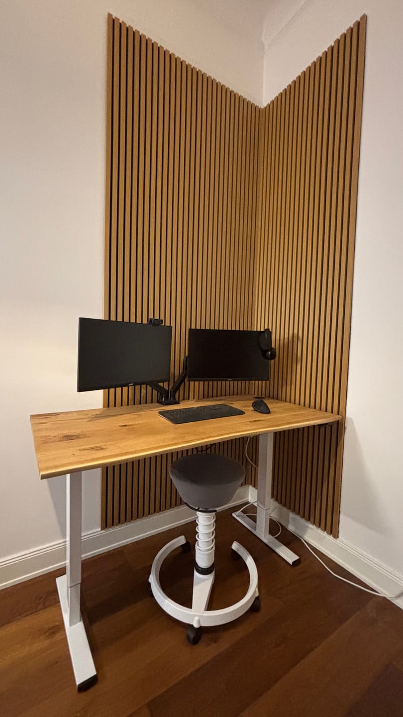 Customer photo review of Akustikpaneele Rustikale Eiche - 300 cm x 60 cm