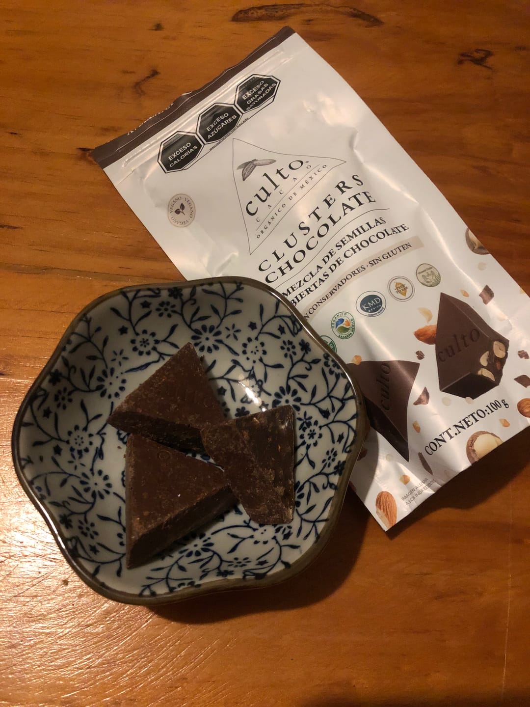 Customer photo review of Clusters de Chocolate | 100g
