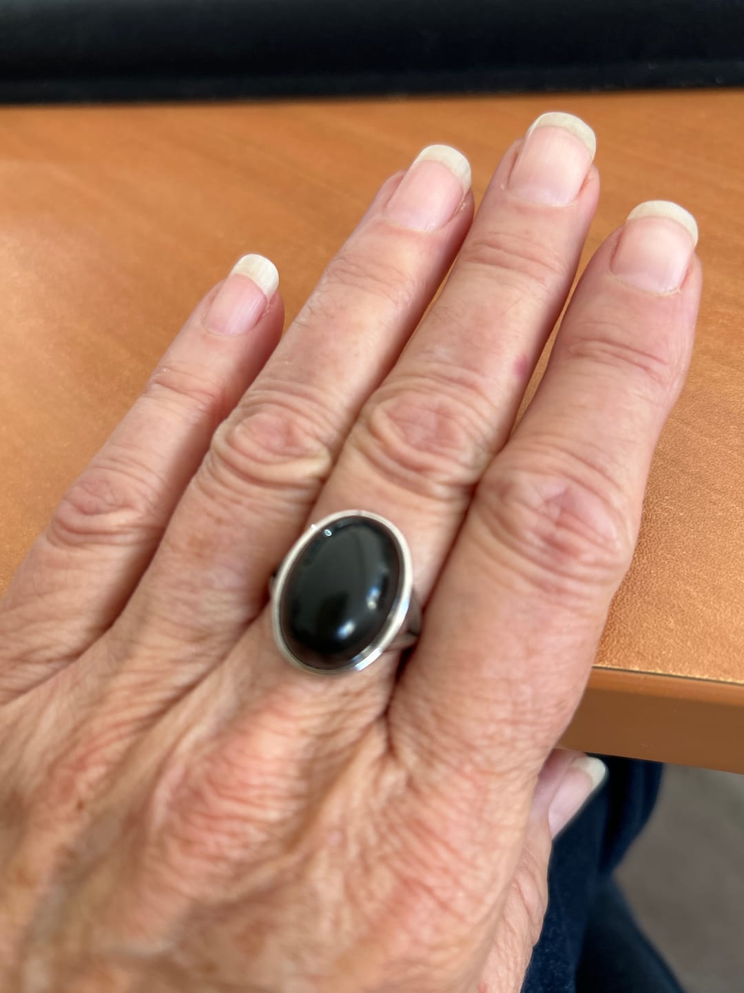 Customer photo review of Bague Ajustable "Guérison de L'Âme" en Obsidienne Œil Céleste & Argent