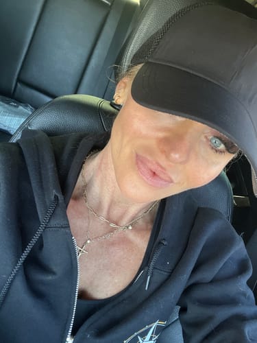 Customer photo review of Self Tanning 150 Capsules