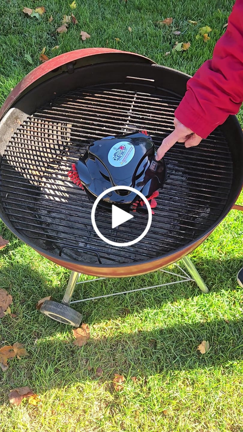 Customer video review of Black Grillbot & Case Bundle