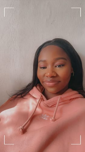 Customer photo review of Piercing au nez Anne