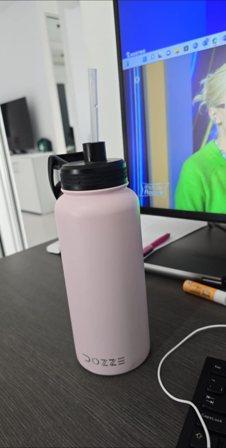 Customer photo review of DOZZE Adventurer Water Bottle