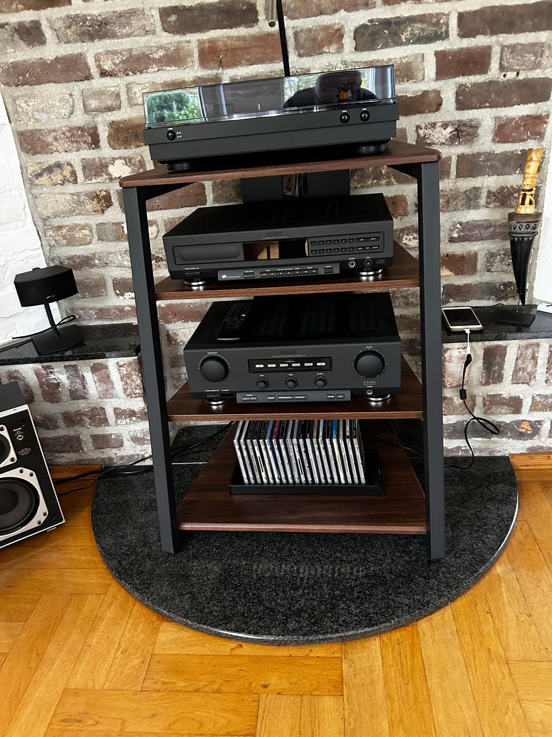 Customer photo review of Audio Rack Eiffel Series F07