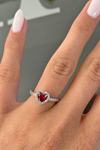 Customer photo review of ANILLO PANDORA CORAZON ELEVADO ROJO + KIT DE REGALO
