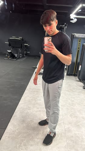 Customer photo review of Motion-Flex Joggers V2 - Light Gray