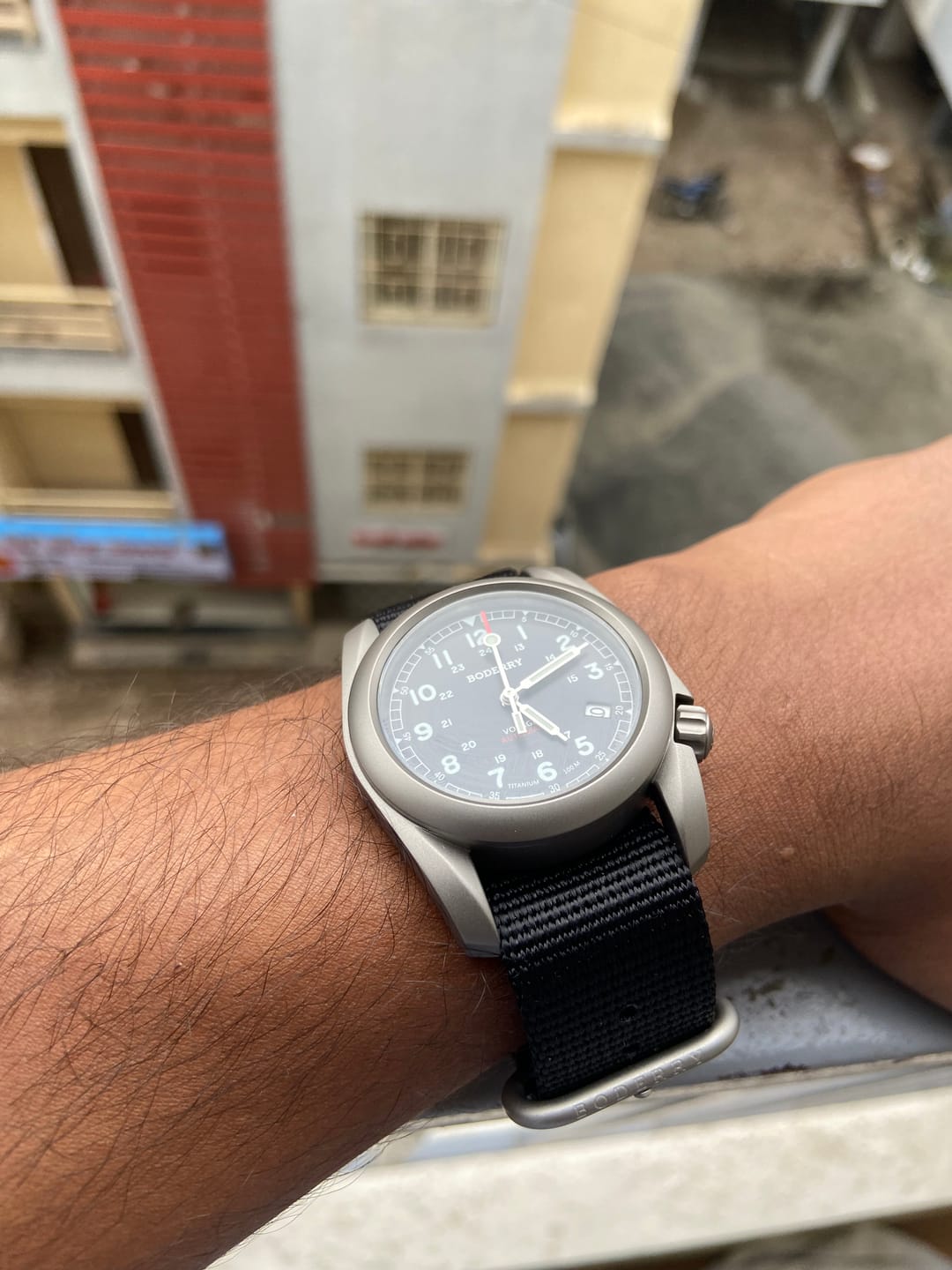 Customer photo review of VOYAGER - 100M Waterproof Titanium Automatic Field Watch | Black