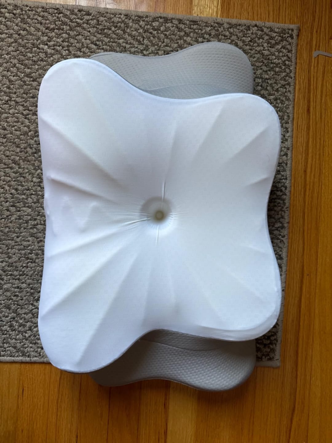 Customer photo review of DreamAlign Ergonomisk nakkepude med memory-skum